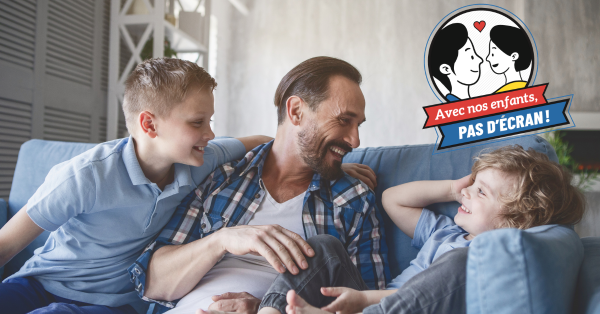 « Avec nos enfants pas d’écran » : 4 petits pas pour un quotidien avec moins d’écran